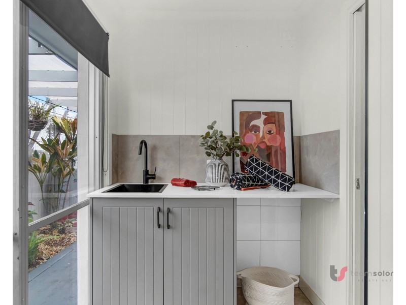 138 Cane Street, Redland Bay QLD 4165