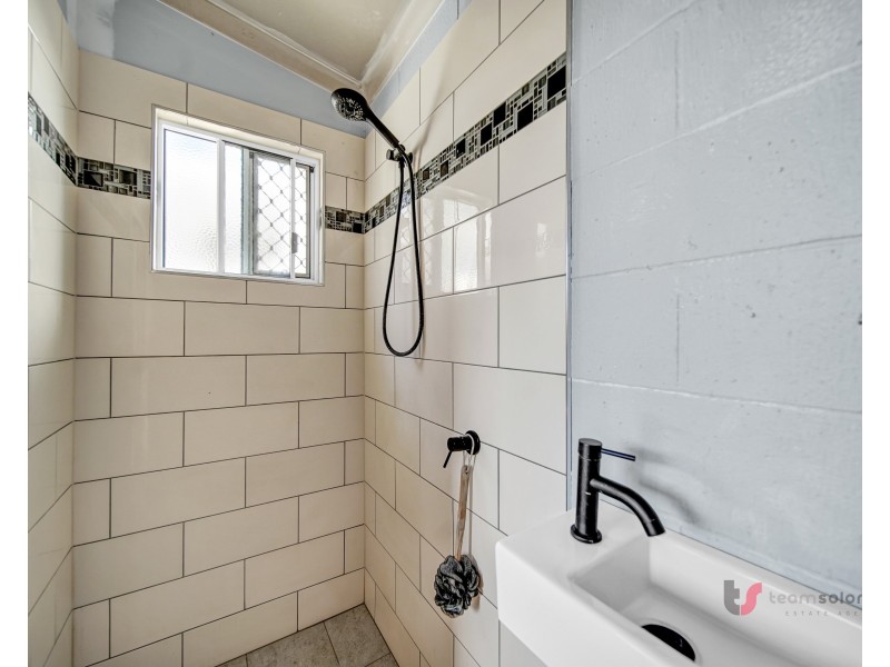 138 Cane Street, Redland Bay QLD 4165