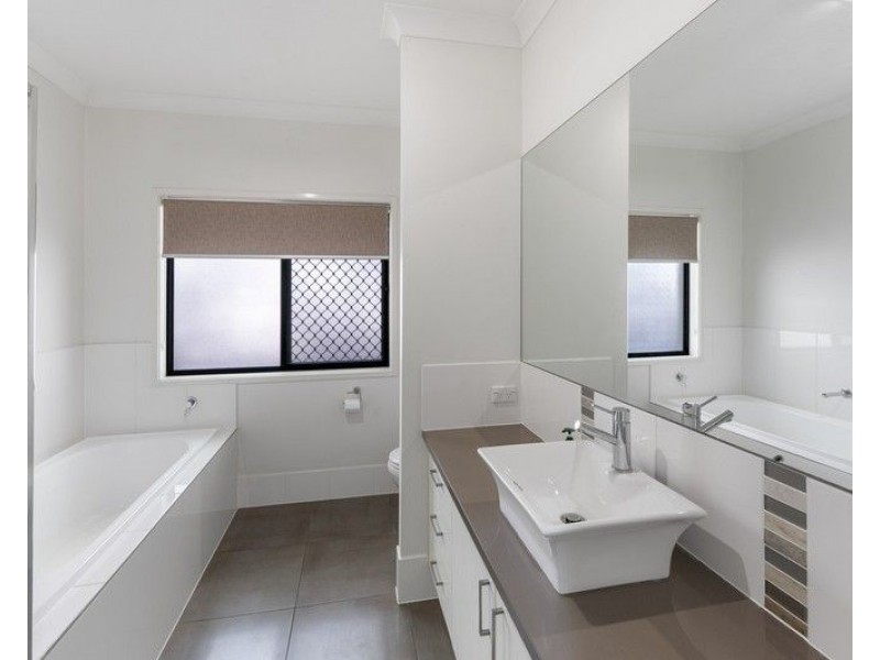 4-6 Carlingford Drive, Thornlands QLD 4164