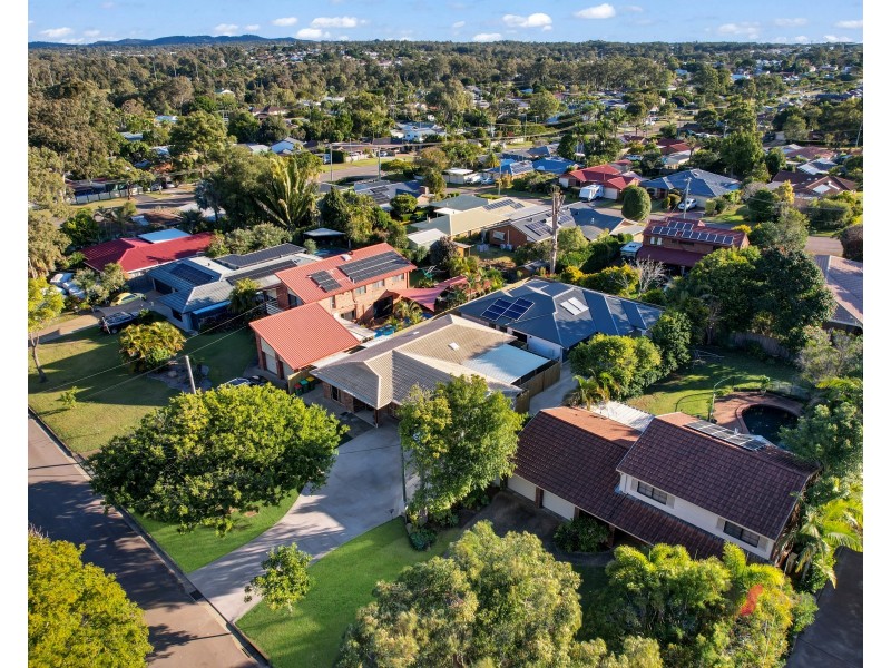 102 Channel Street South, Cleveland QLD 4163