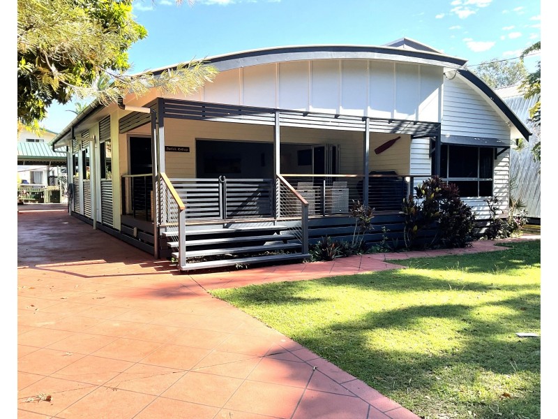 84 Victoria Parade, Coochiemudlo Island QLD 4184