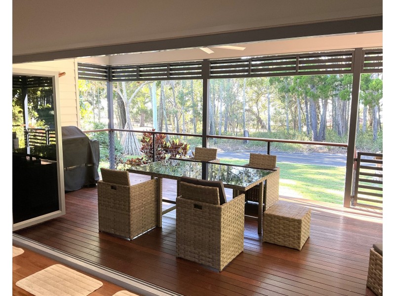 84 Victoria Parade, Coochiemudlo Island QLD 4184