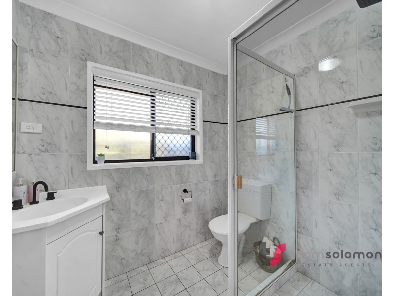 37 Russell Street, Cleveland QLD 4163