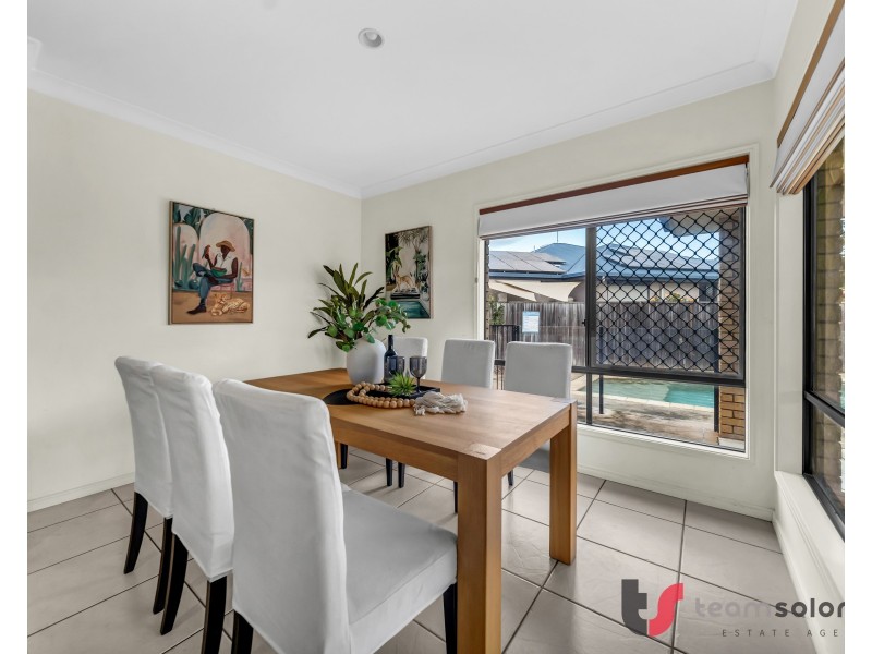 17 Horizon Place, Redland Bay QLD 4165