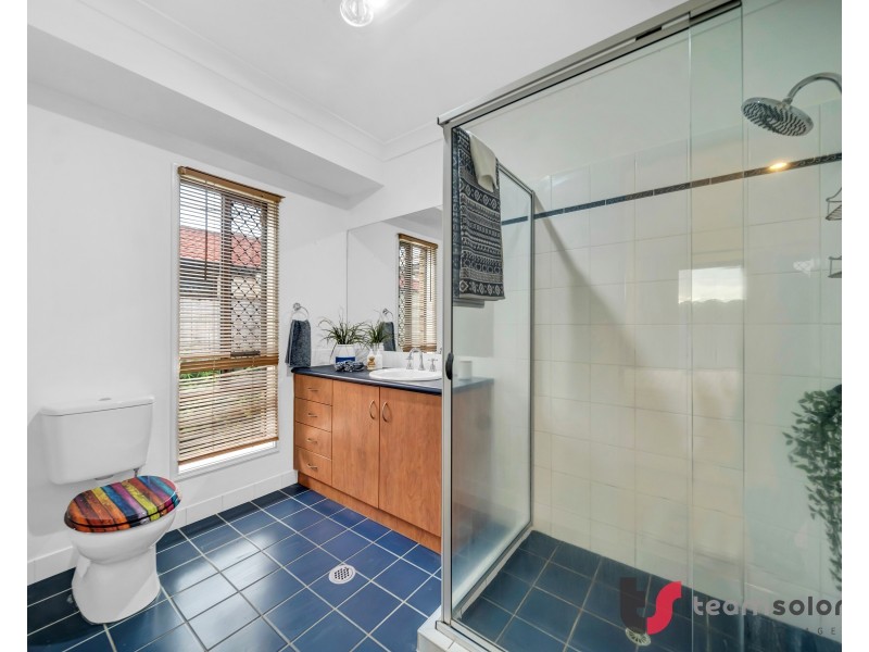 17 Horizon Place, Redland Bay QLD 4165