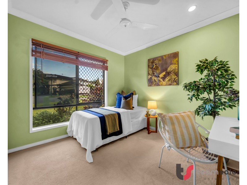 17 Horizon Place, Redland Bay QLD 4165