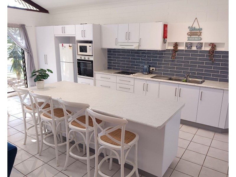 3 Mareela Street, Coochiemudlo Island QLD 4184