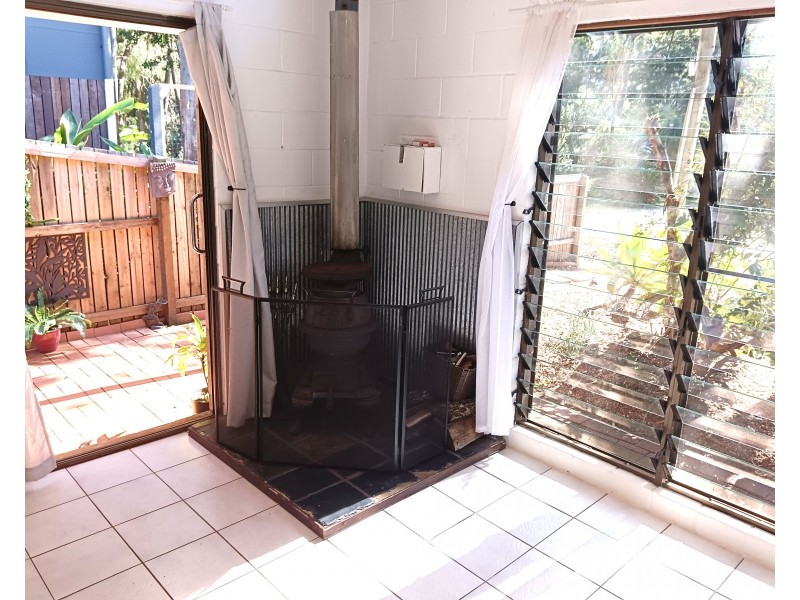 3 Mareela Street, Coochiemudlo Island QLD 4184