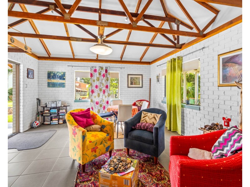 68 Beelong Street, Macleay Island QLD 4184