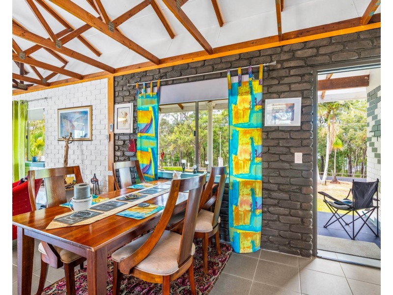 68 Beelong Street, Macleay Island QLD 4184