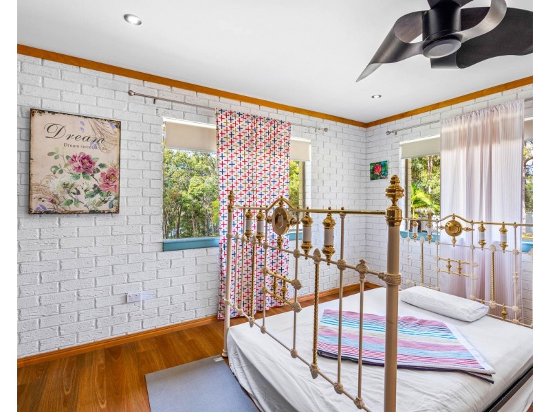 68 Beelong Street, Macleay Island QLD 4184