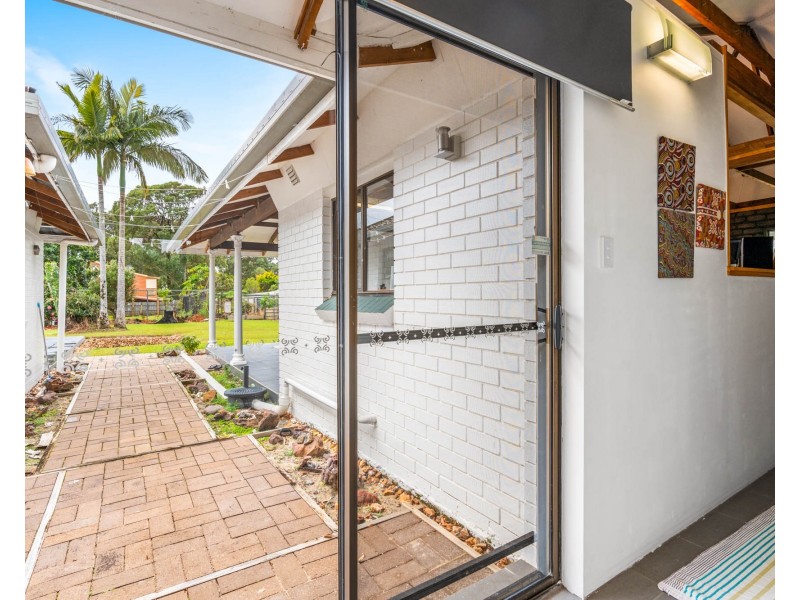 68 Beelong Street, Macleay Island QLD 4184
