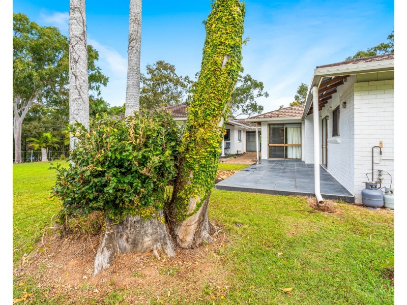 68 Beelong Street, Macleay Island QLD 4184
