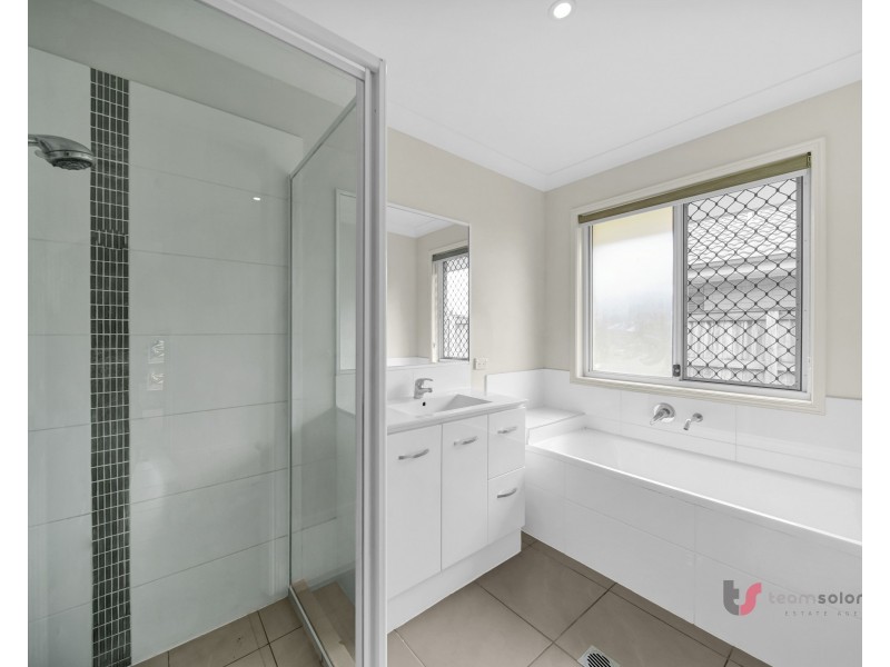73 Bunker Road, Victoria Point QLD 4165