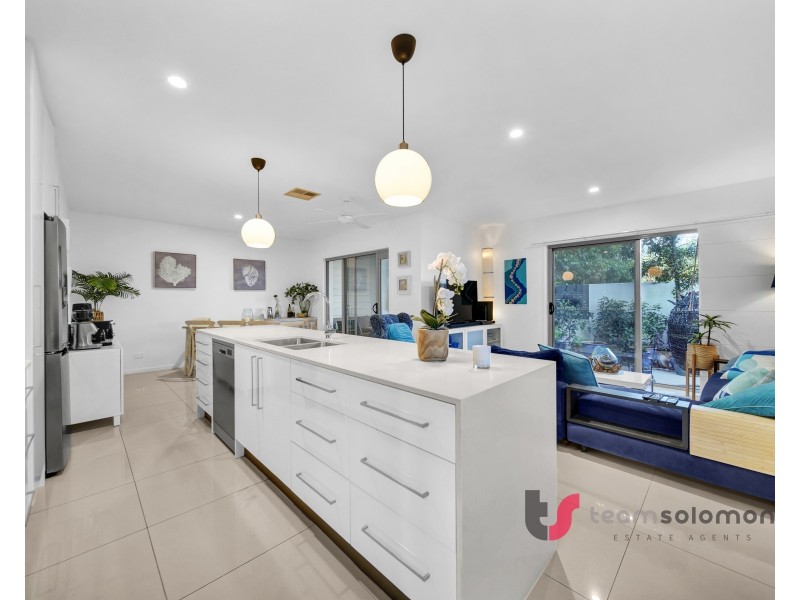 5/50 Compass Drive, Biggera Waters QLD 4216