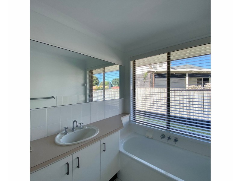 672 Main Road, Wellington Point QLD 4160