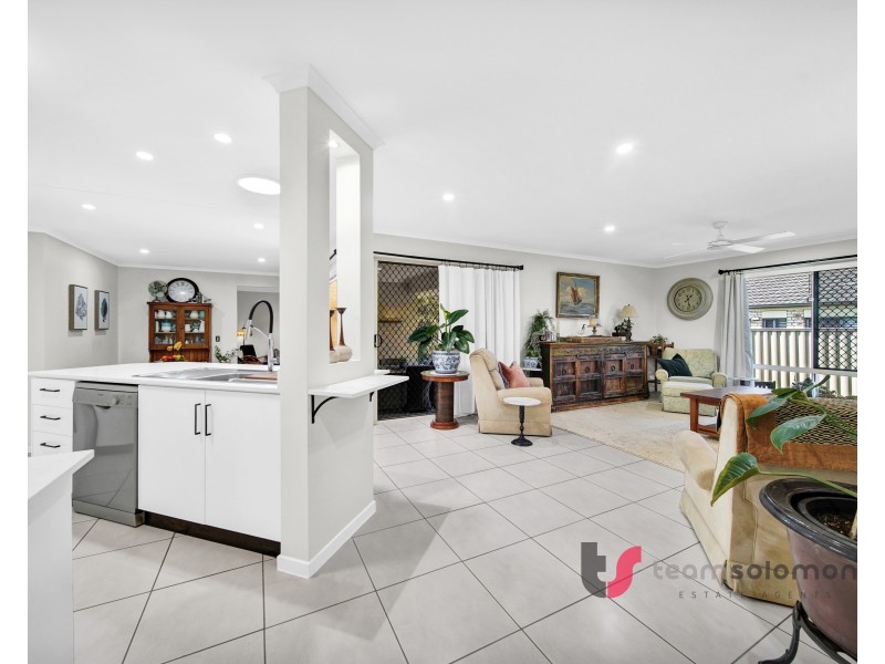 11 Portland Parade, Redland Bay QLD 4165