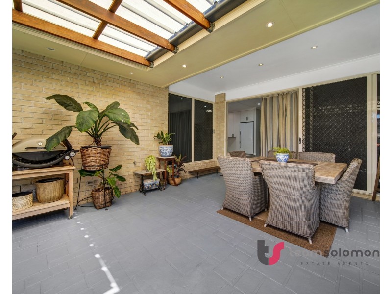 11 Portland Parade, Redland Bay QLD 4165