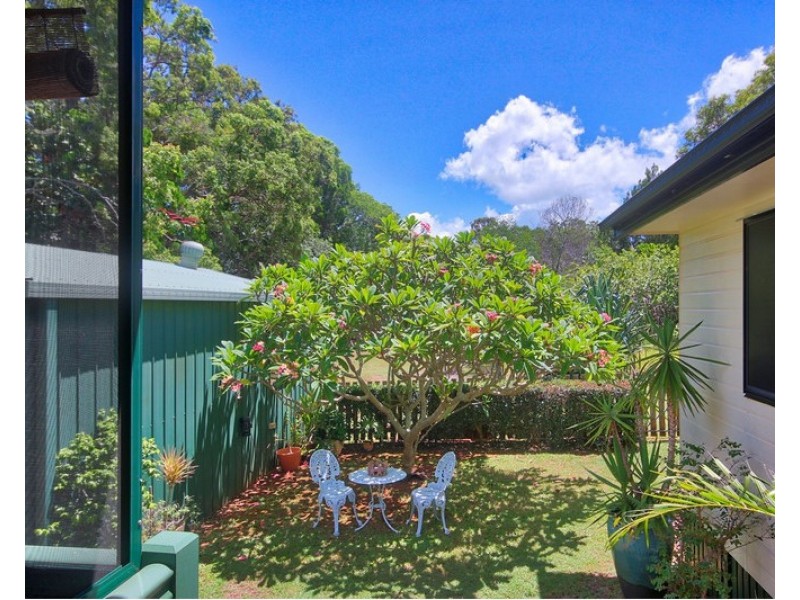 17 Aminya Street, Coochiemudlo Island QLD 4184