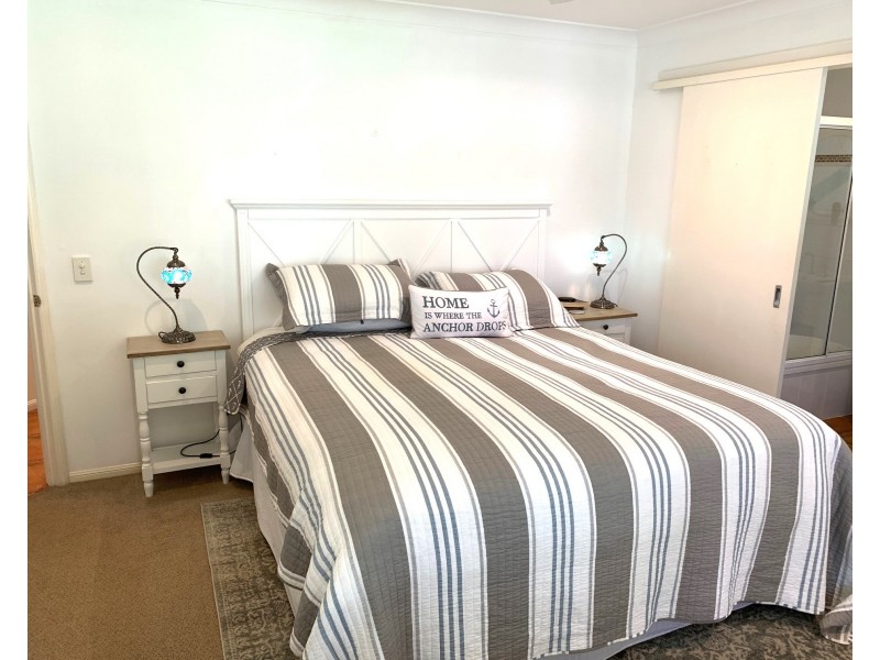 17 Aminya Street, Coochiemudlo Island QLD 4184