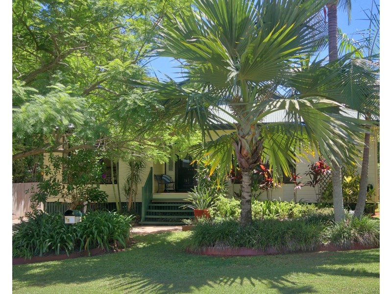 17 Aminya Street, Coochiemudlo Island QLD 4184