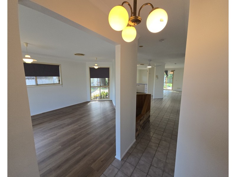 14 Penrose Avenue, Redland Bay QLD 4165