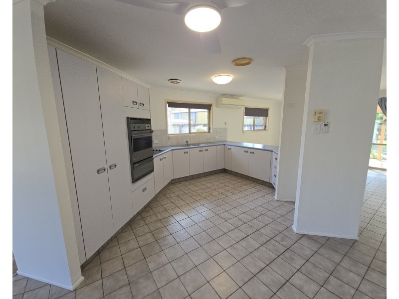 14 Penrose Avenue, Redland Bay QLD 4165