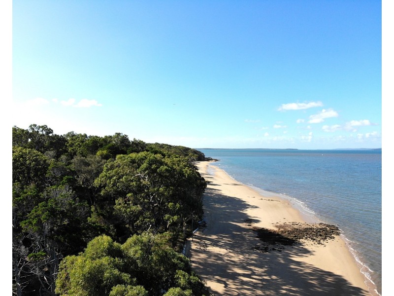 19 Merindah Street, Coochiemudlo Island QLD 4184