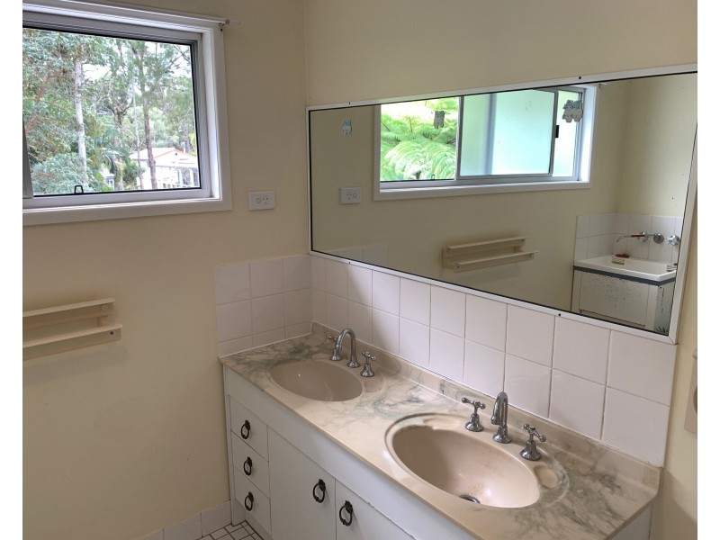 6 Mooroondu Street, Coochiemudlo Island QLD 4184