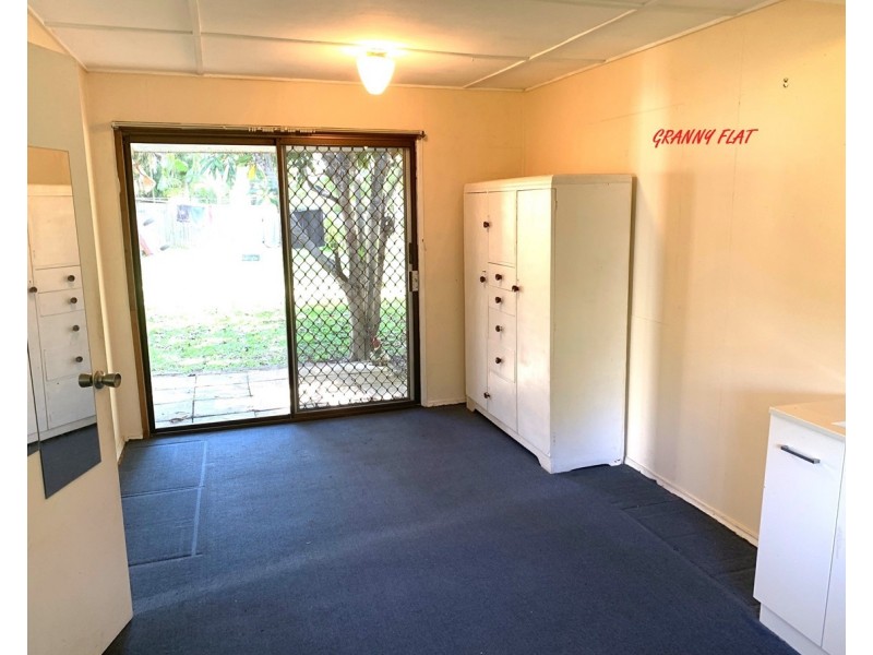 6 Mooroondu Street, Coochiemudlo Island QLD 4184