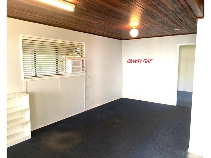 6 Mooroondu Street, Coochiemudlo Island QLD 4184