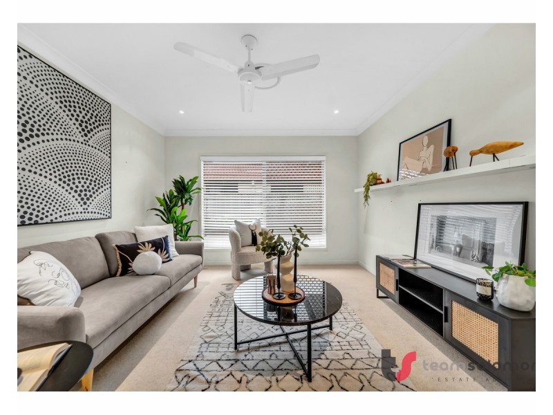 17 Horizon Place, Redland Bay QLD 4165