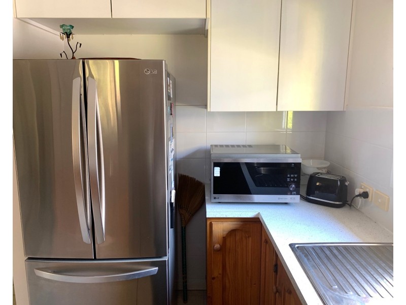 60 Elizabeth Street, Coochiemudlo Island QLD 4184