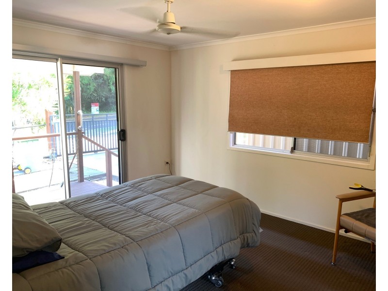 60 Elizabeth Street, Coochiemudlo Island QLD 4184