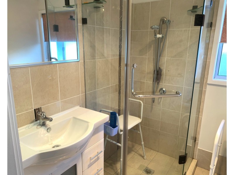 60 Elizabeth Street, Coochiemudlo Island QLD 4184