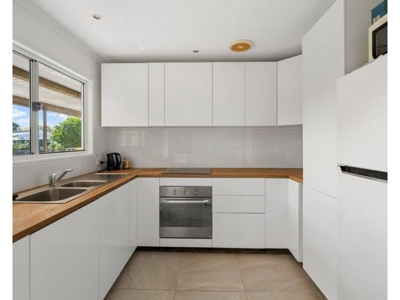 1-3 Chestnut Crs, Victoria Point QLD 4165