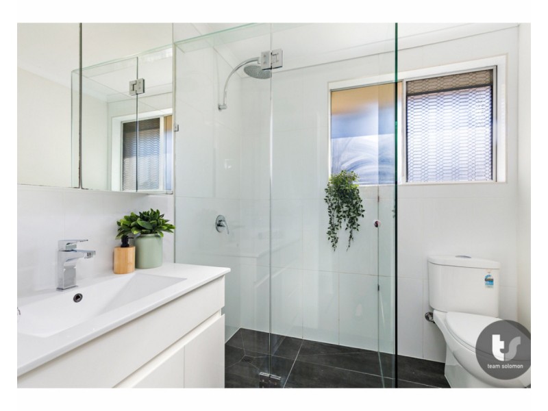 16 Rosella Street, Wellington Point QLD 4160