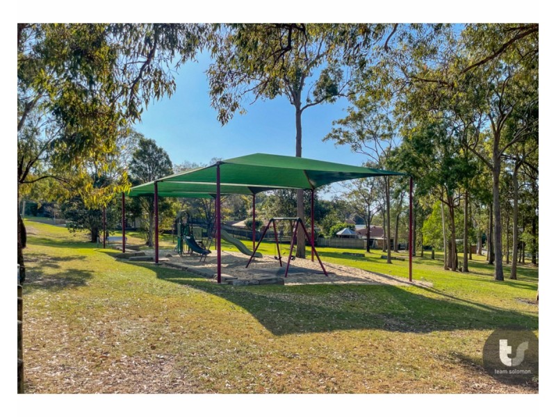 16 Rosella Street, Wellington Point QLD 4160