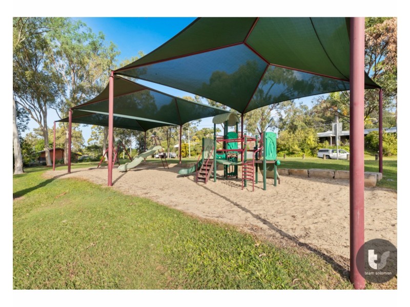 16 Rosella Street, Wellington Point QLD 4160