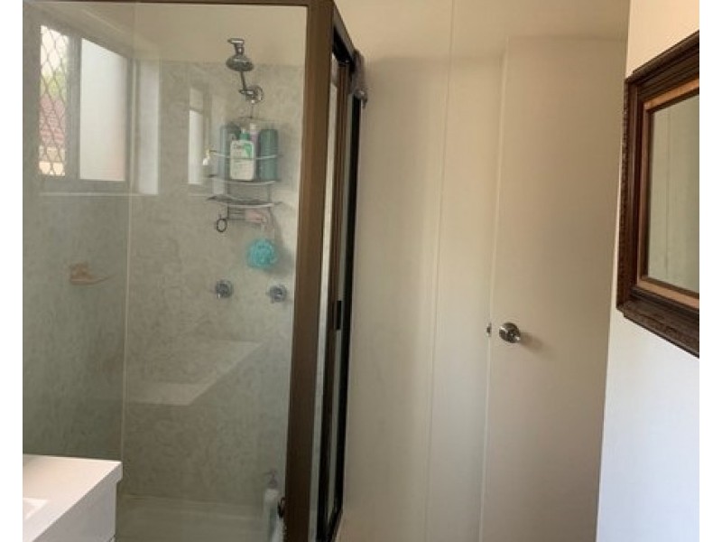 4a and 4b Tanderra Street, Cleveland QLD 4163