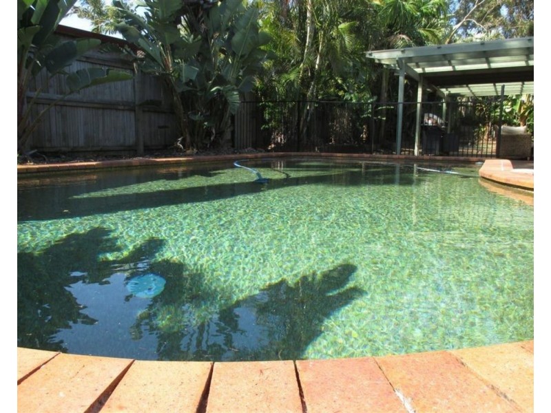 8 Chinnock Street, Alexandra Hills QLD 4161