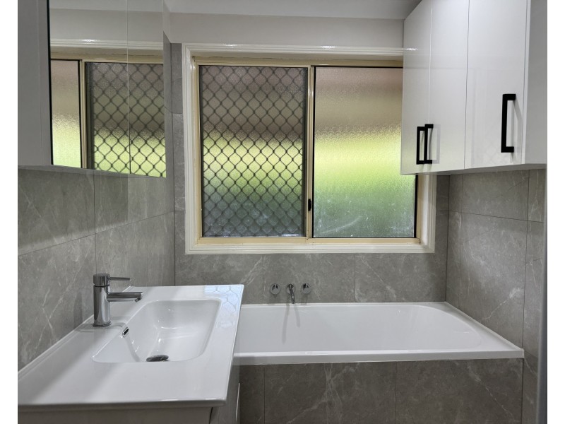 6a Holz Street, Victoria Point QLD 4165