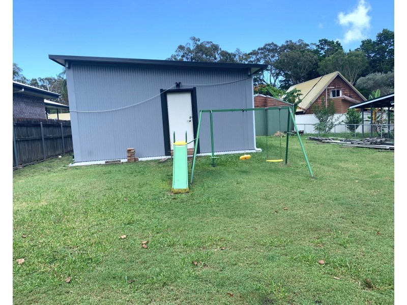 5 Cypress Street, Coochiemudlo Island QLD 4184