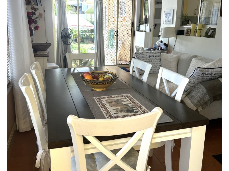 154 Cane Street, Redland Bay QLD 4165