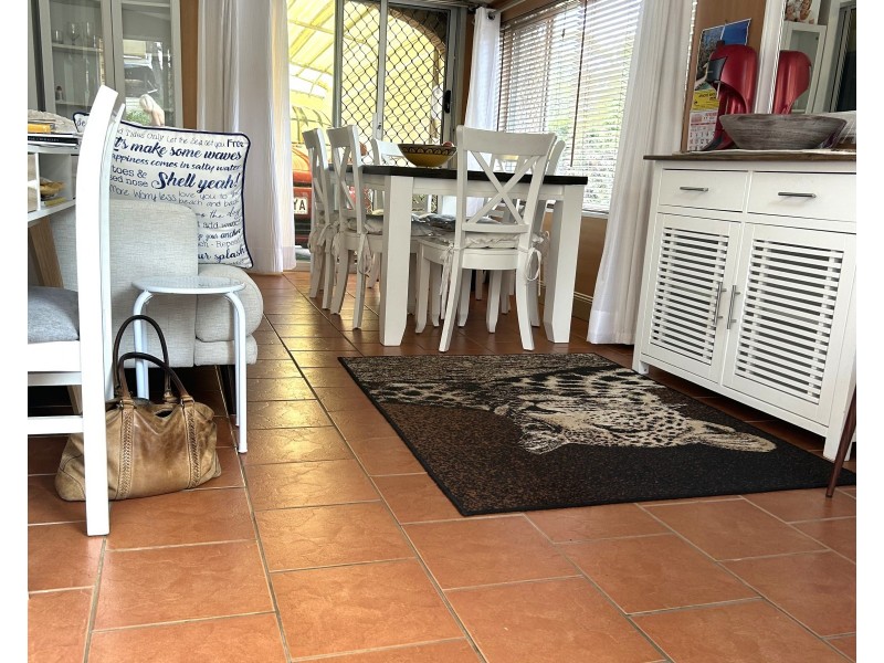 154 Cane Street, Redland Bay QLD 4165