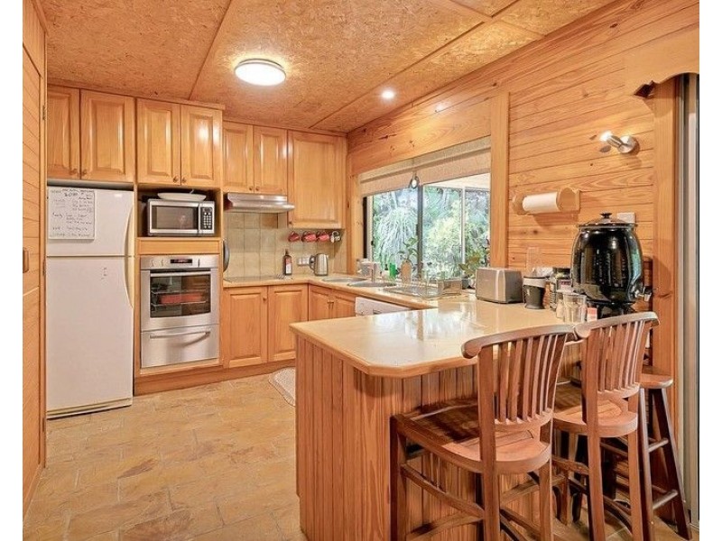 10 Carinya Street, Cleveland QLD 4163