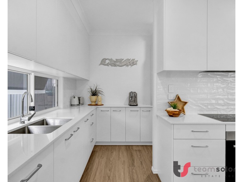 30 Paranka Drive North, Cleveland QLD 4163