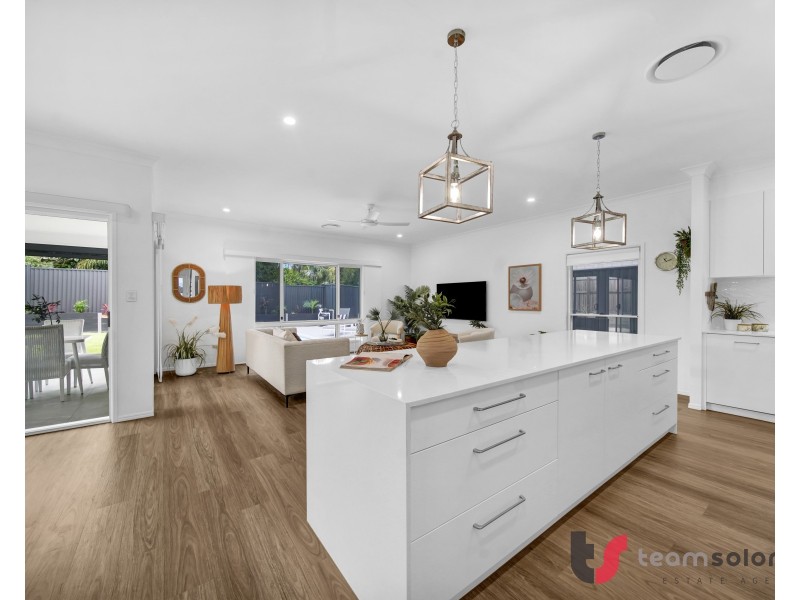 30 Paranka Drive North, Cleveland QLD 4163
