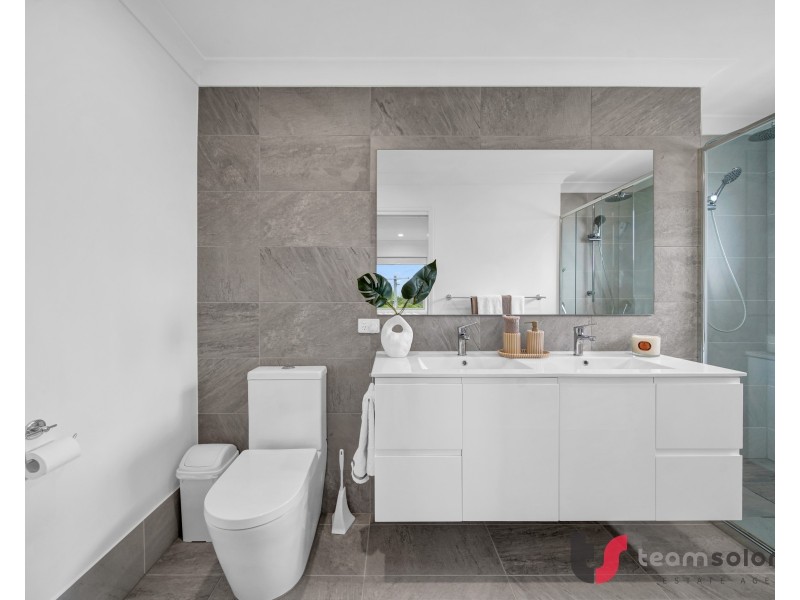 30 Paranka Drive North, Cleveland QLD 4163