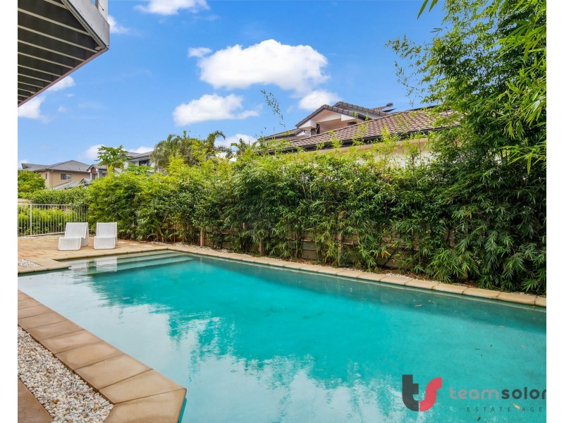6 Mearl Court, Cleveland QLD 4163